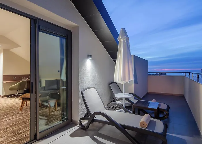 Hotel - Lara By Ihg
