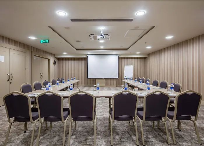 - Lara By Ihg Antalya