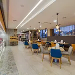 - Lara By Ihg 5* אנטליה