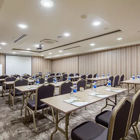 - Lara By Ihg Hotel Antalya