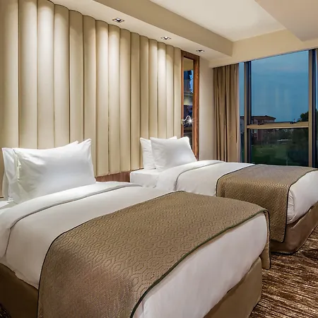 Hotel - Lara By Ihg 5*