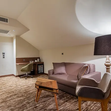 Hotel - Lara By Ihg 5*