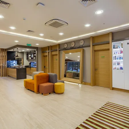 - Lara By Ihg 5* Antalya