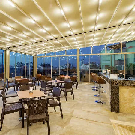 Hotel - Lara By Ihg 5*