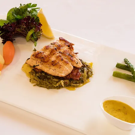 - Lara By Ihg Hotell