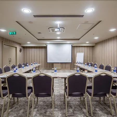 - Lara By Ihg Antalya