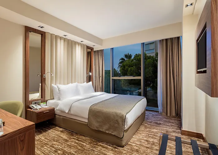 Hotel - Lara By Ihg
