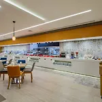 安塔利亚拉拉假日酒店 5*